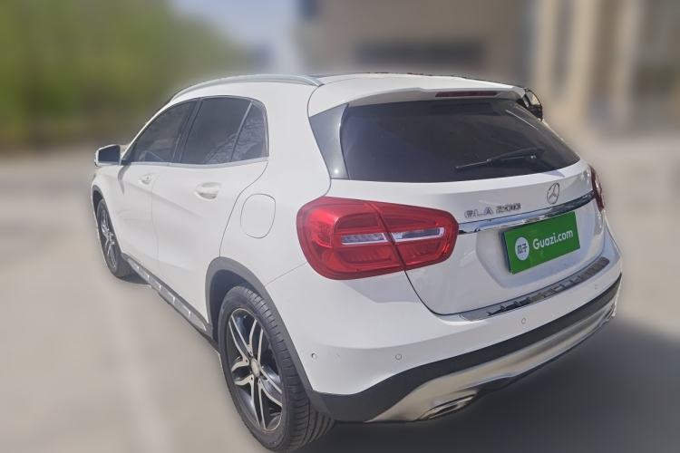 Used Mercedes-Benz GLA 2016 GLA 200 Fashion Model Rear Left 45 Deg