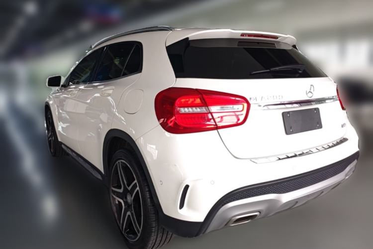 Used Mercedes-Benz GLA 2016 GLA 200 Fashion Model Rear Left 45 Deg