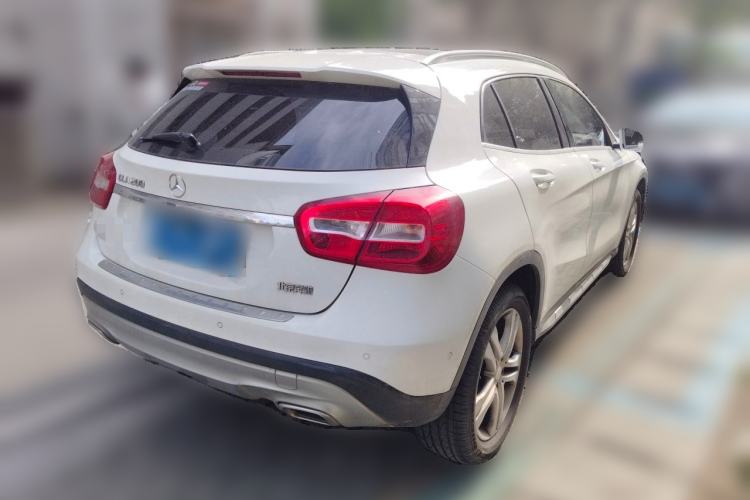 Used Mercedes-Benz GLA 2016 GLA 200 Sport Edition Rear Right 45 Deg