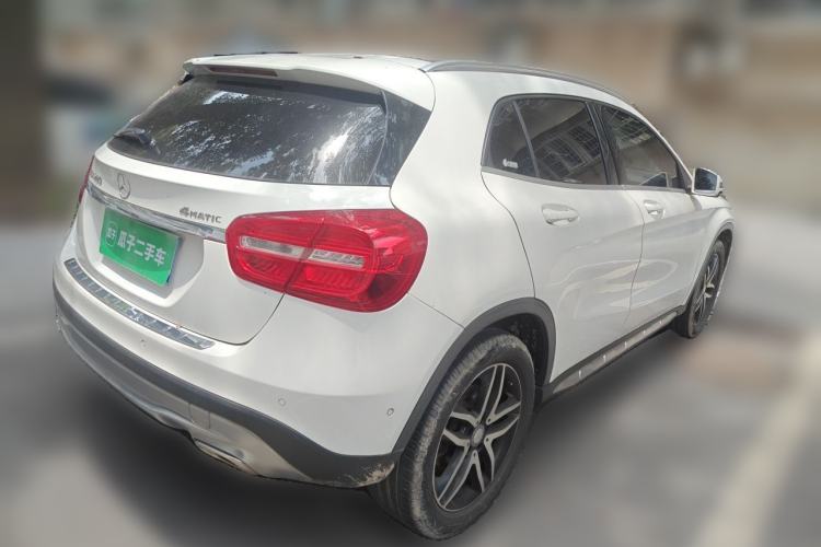 Used Mercedes-Benz GLA 2016 GLA 220 4MATIC Fashion Edition Rear Right 45 Deg