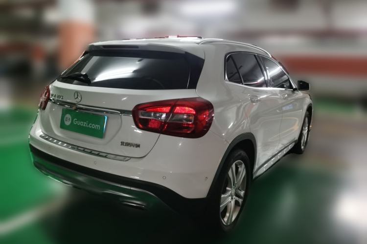 Used Mercedes-Benz GLA 2016 GLA 200 Sport Edition Rear Right 45 Deg