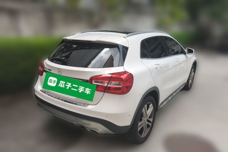 Used Mercedes-Benz GLA 2016 GLA 200 Sport Edition Rear Right 45 Deg