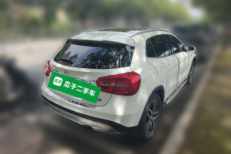 Used Mercedes-Benz GLA 2016 GLA 200 Fashion Model Rear Right 45 Deg