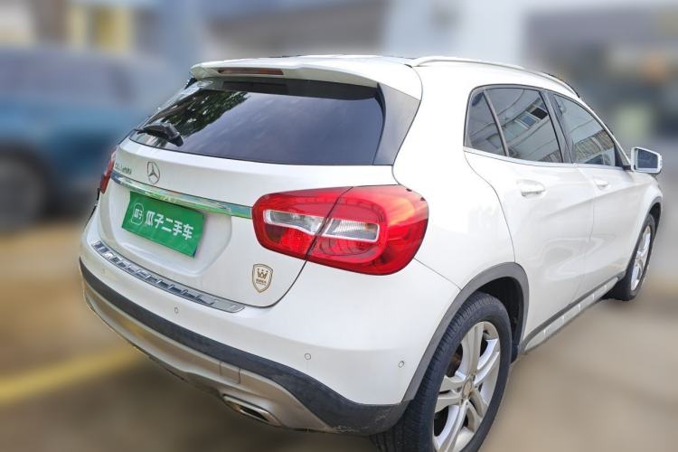 Used Mercedes-Benz GLA 2016 GLA 200 Sport Edition Rear Right 45 Deg