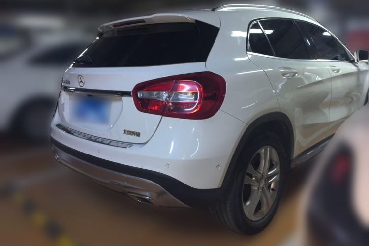 Used Mercedes-Benz GLA 2016 GLA 200 Sport Edition Rear Right 45 Deg