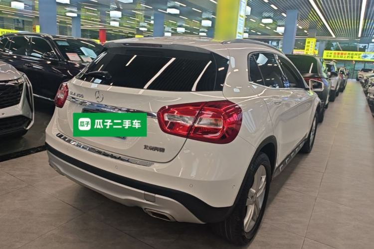 Used Mercedes-Benz GLA 2016 GLA 200 Sport Edition Rear Right 45 Deg