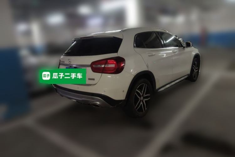 Used Mercedes-Benz GLA 2016 GLA 200 Fashion Model Rear Right 45 Deg