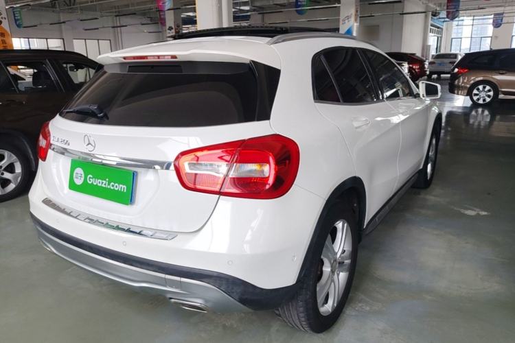 Used Mercedes-Benz GLA 2016 GLA 200 Sport Edition Rear Right 45 Deg