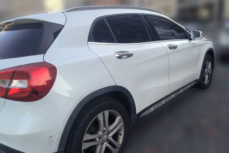 Used Mercedes-Benz GLA 2016 GLA 200 Sport Edition Rear Right 45 Deg