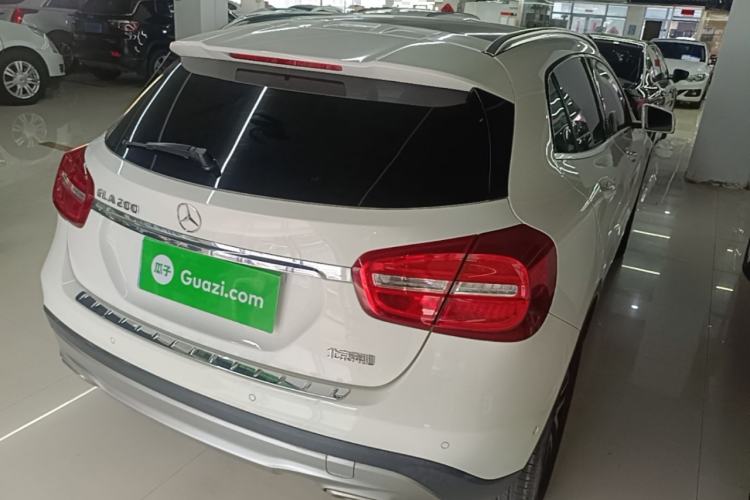 Used Mercedes-Benz GLA 2016 GLA 200 Fashion Model Rear Right 45 Deg