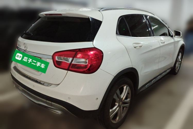 Used Mercedes-Benz GLA 2016 GLA 200 Sport Edition Rear Right 45 Deg