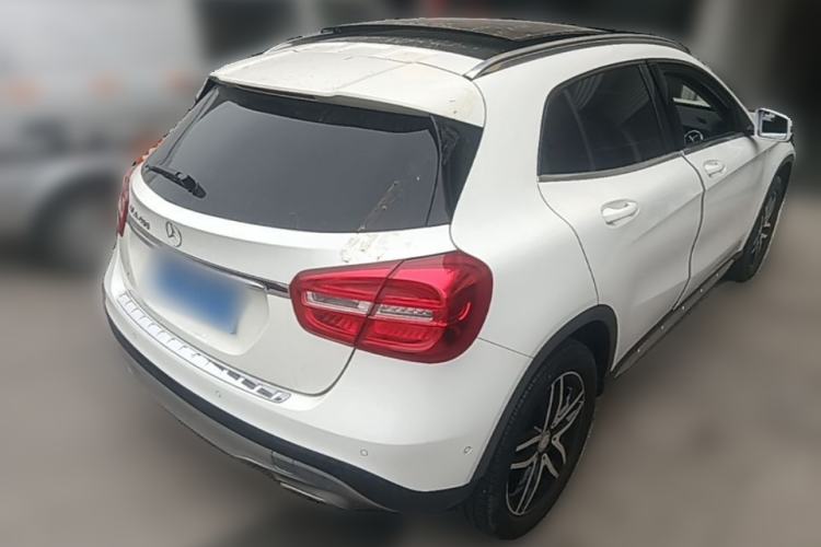 Used Mercedes-Benz GLA 2016 GLA 200 Fashion Model Rear Right 45 Deg