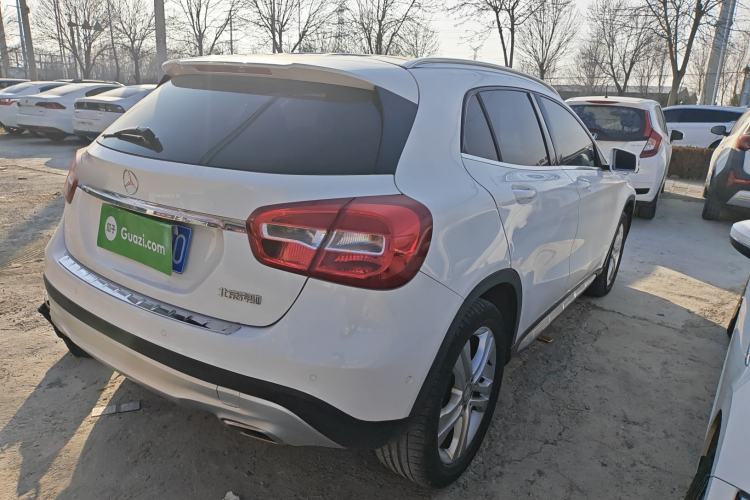 Used Mercedes-Benz GLA 2016 GLA 200 Sport Edition Rear Right 45 Deg