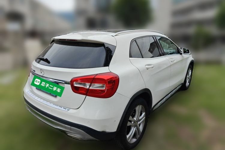 Used Mercedes-Benz GLA 2016 GLA 200 Sport Edition Rear Right 45 Deg