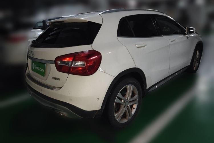 Used Mercedes-Benz GLA 2016 GLA 200 Sport Edition Rear Right 45 Deg
