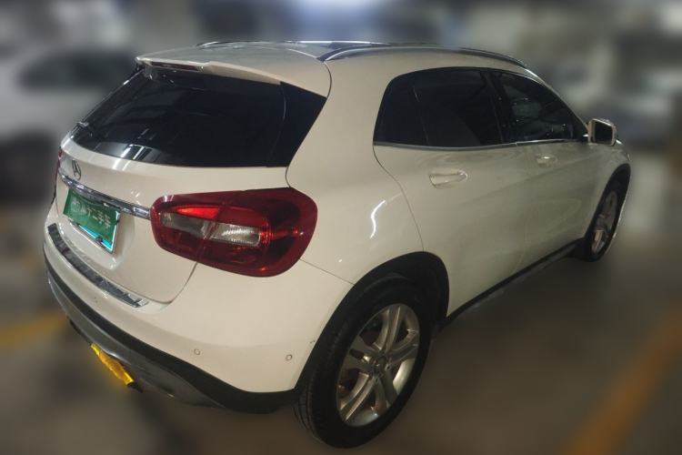 Used Mercedes-Benz GLA 2016 GLA 200 Sport Edition Rear Right 45 Deg