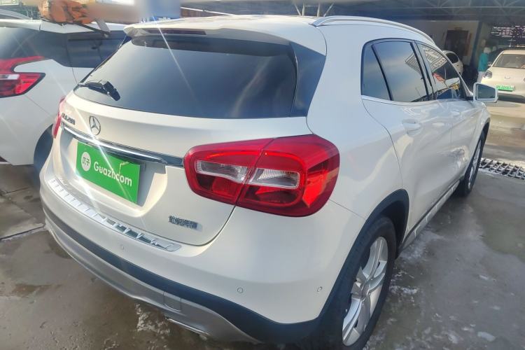 Used Mercedes-Benz GLA 2016 GLA 200 Sport Edition Rear Right 45 Deg