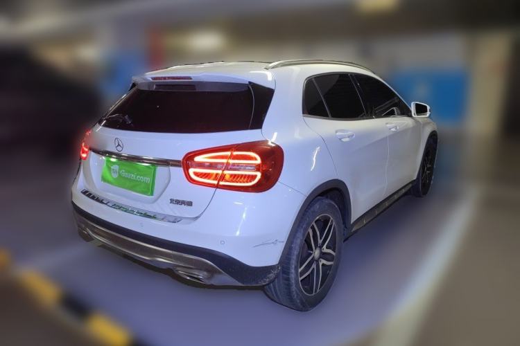 Used Mercedes-Benz GLA 2016 GLA 200 Fashion Model Rear Right 45 Deg