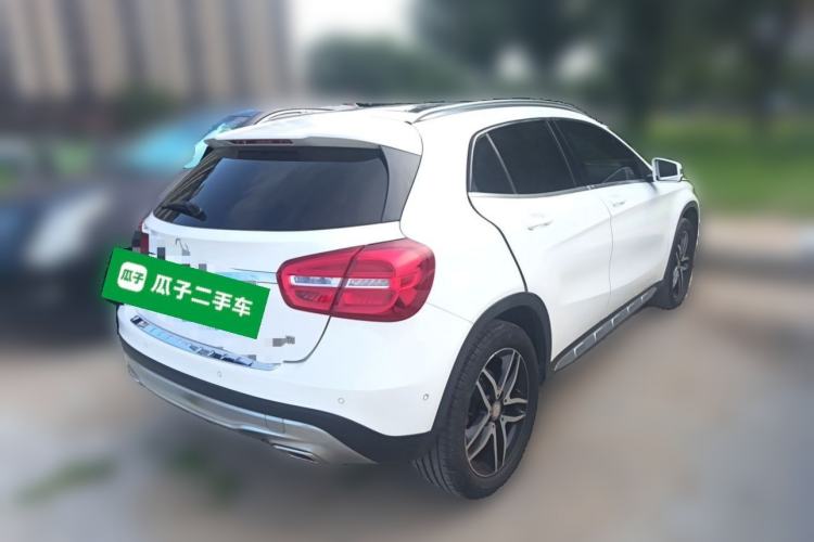 Used Mercedes-Benz GLA 2016 GLA 200 Fashion Model Rear Right 45 Deg