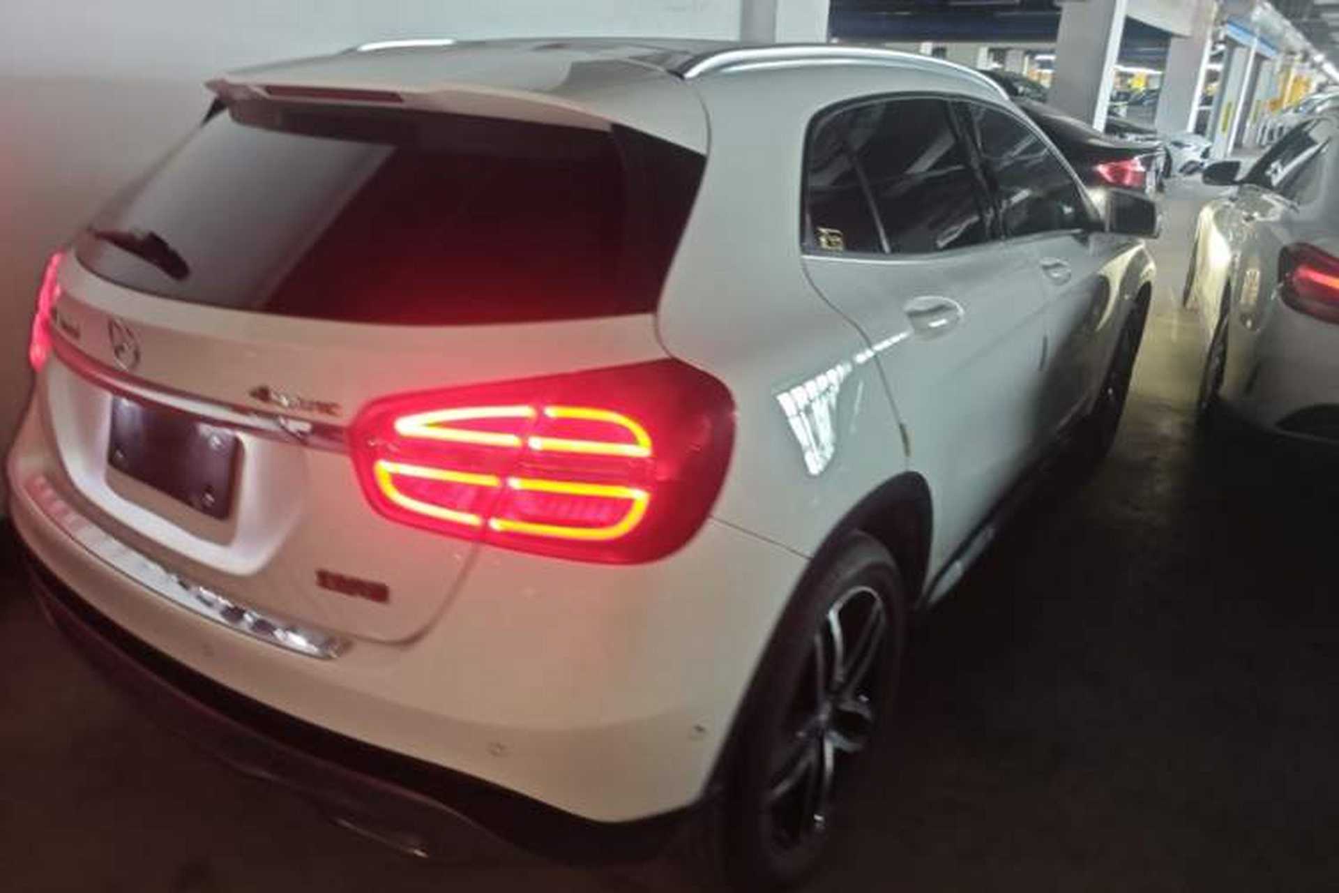Used Mercedes-Benz GLA 2016 GLA 220 4MATIC Fashion Edition Rear Right 45 Deg