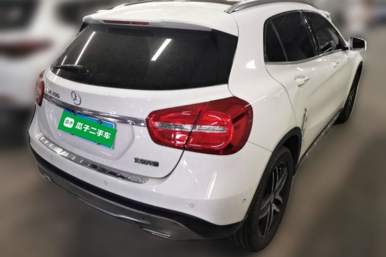 Used Mercedes-Benz GLA 2016 GLA 200 Fashion Model Rear Right 45 Deg