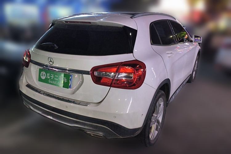 Used Mercedes-Benz GLA 2016 GLA 200 Sport Edition Rear Right 45 Deg