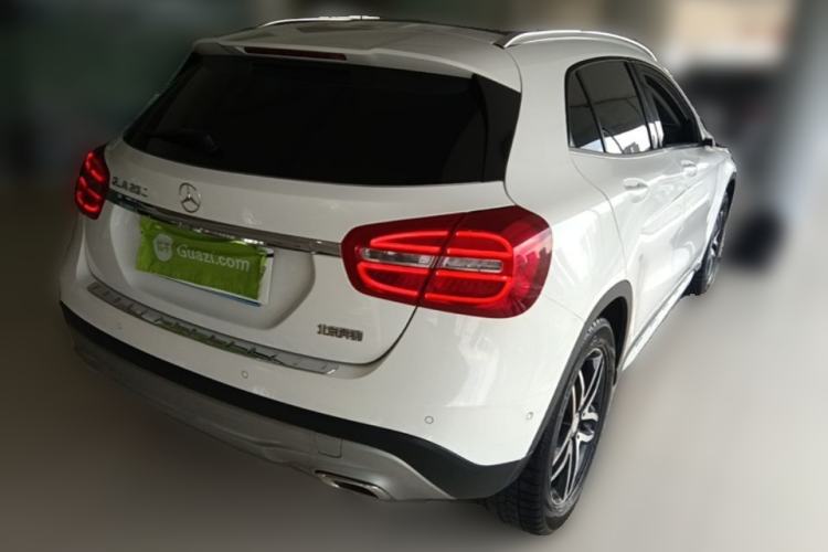 Used Mercedes-Benz GLA 2016 GLA 200 Fashion Model Rear Right 45 Deg