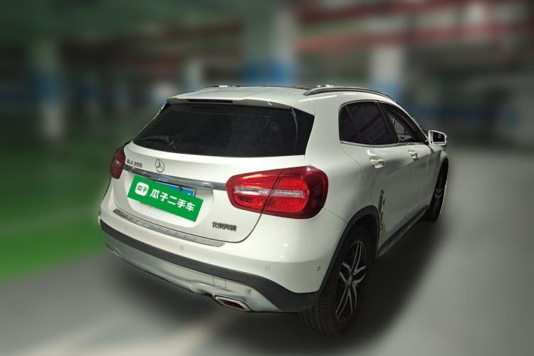 Used Mercedes-Benz GLA 2016 GLA 200 Fashion Model Rear Right 45 Deg