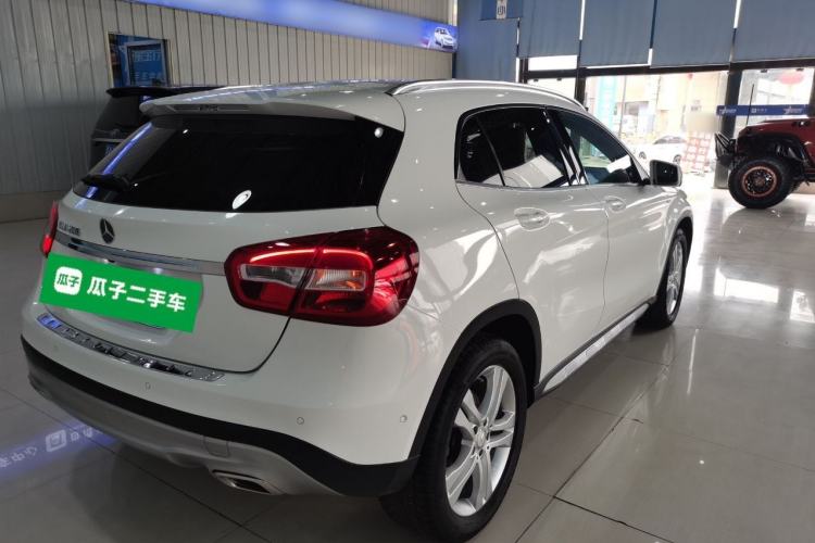 Used Mercedes-Benz GLA 2016 GLA 200 Sport Edition Rear Right 45 Deg