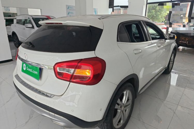 Used Mercedes-Benz GLA 2016 GLA 200 Sport Edition Rear Right 45 Deg