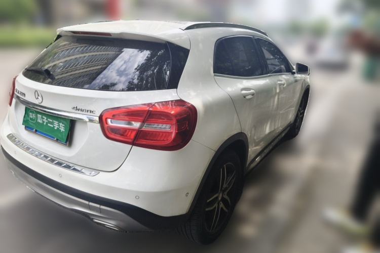 Used Mercedes-Benz GLA 2016 GLA 220 4MATIC Fashion Edition Rear Right 45 Deg