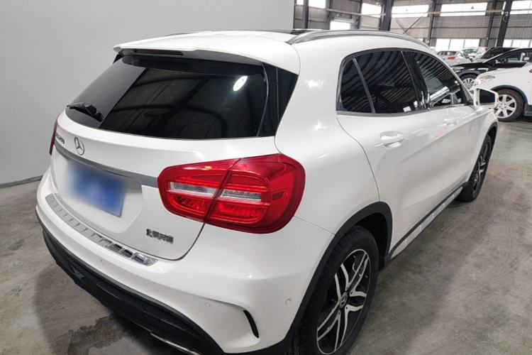 Used Mercedes-Benz GLA 2016 GLA 200 Fashion Model Rear Right 45 Deg