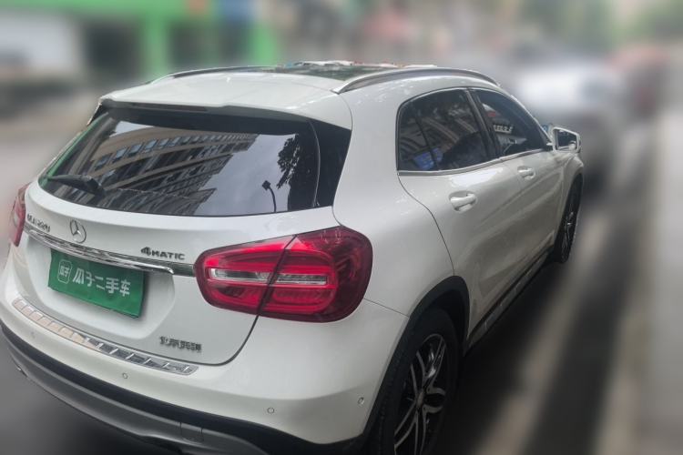 Used Mercedes-Benz GLA 2016 GLA 220 4MATIC Fashion Edition Rear Right 45 Deg