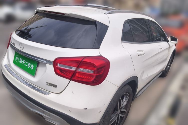 Used Mercedes-Benz GLA 2016 GLA 200 Sport Edition Rear Right 45 Deg