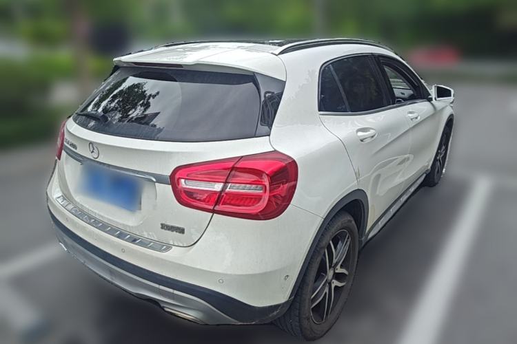Used Mercedes-Benz GLA 2016 GLA 200 Fashion Model Rear Right 45 Deg