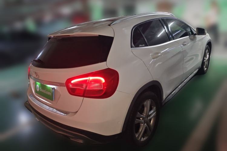 Used Mercedes-Benz GLA 2016 GLA 200 Sport Edition Rear Right 45 Deg