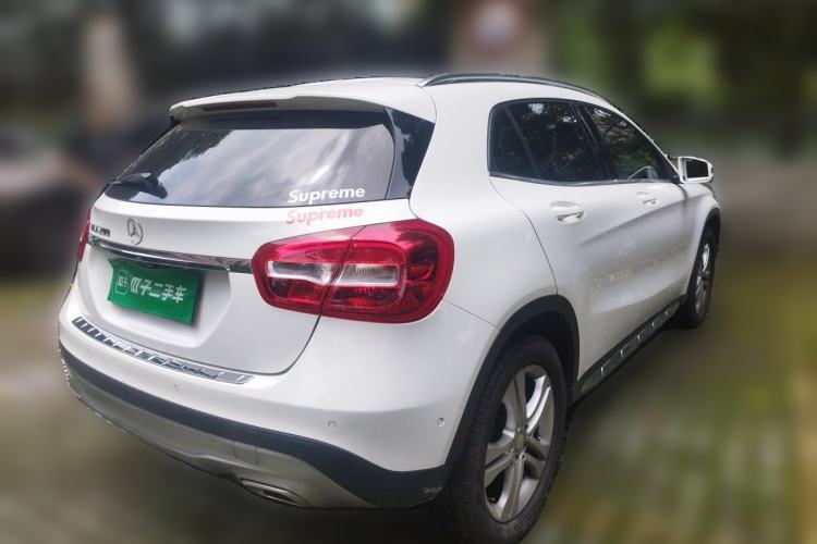 Used Mercedes-Benz GLA 2016 GLA 200 Fashion Model Rear Right 45 Deg