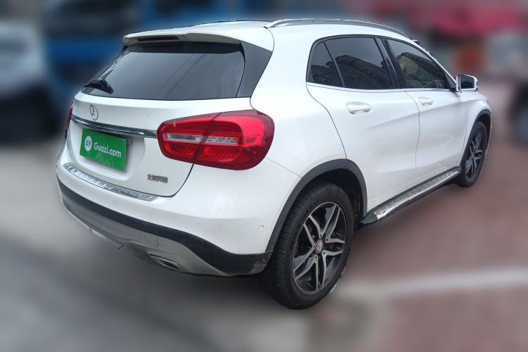 Used Mercedes-Benz GLA 2016 GLA 200 Fashion Model Rear Right 45 Deg