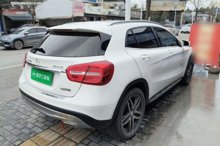Used Mercedes-Benz GLA 2016 GLA 220 4MATIC Fashion Edition Rear Right 45 Deg