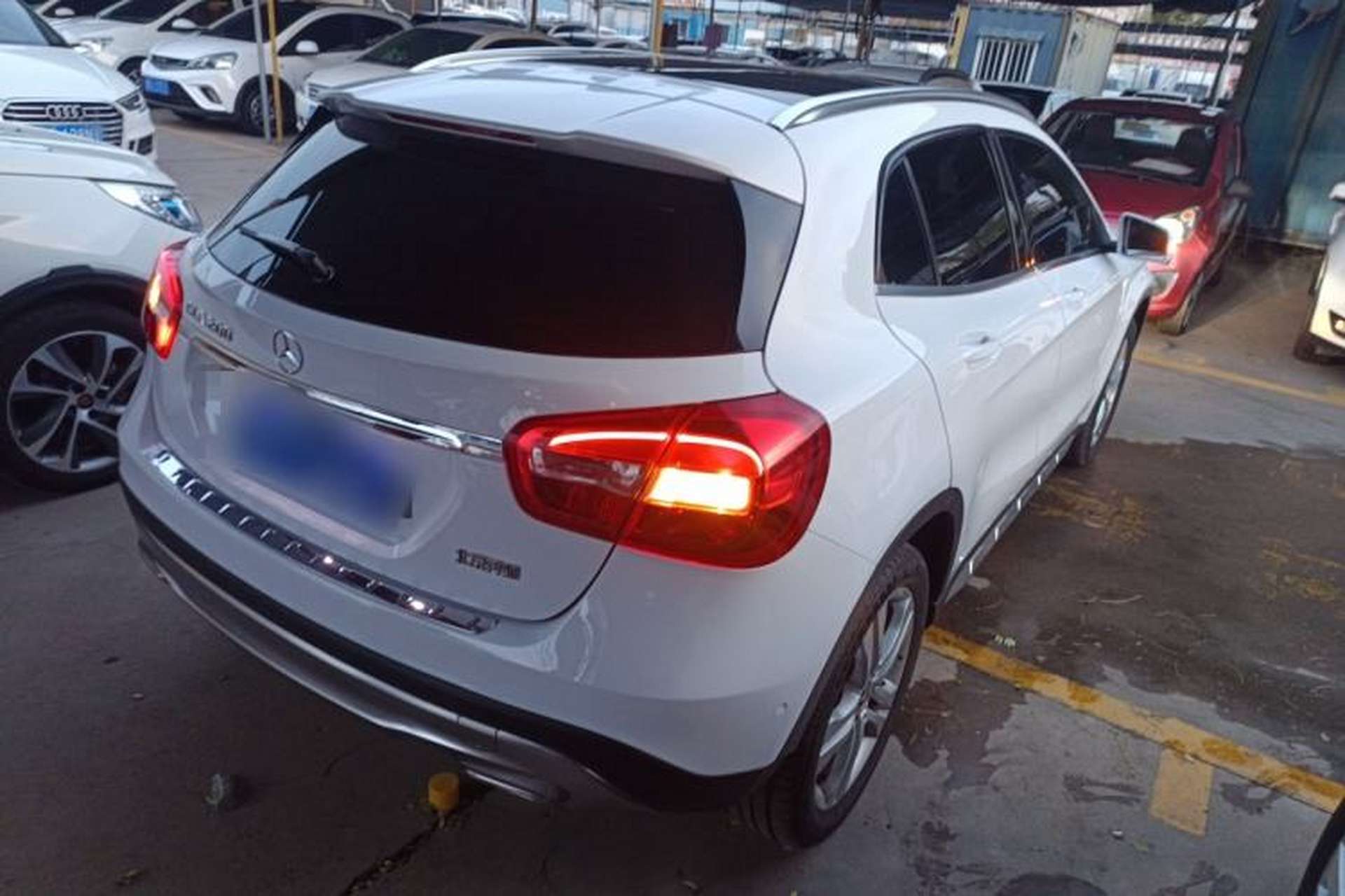 Used Mercedes-Benz GLA 2016 GLA 200 Sport Edition Rear Right 45 Deg