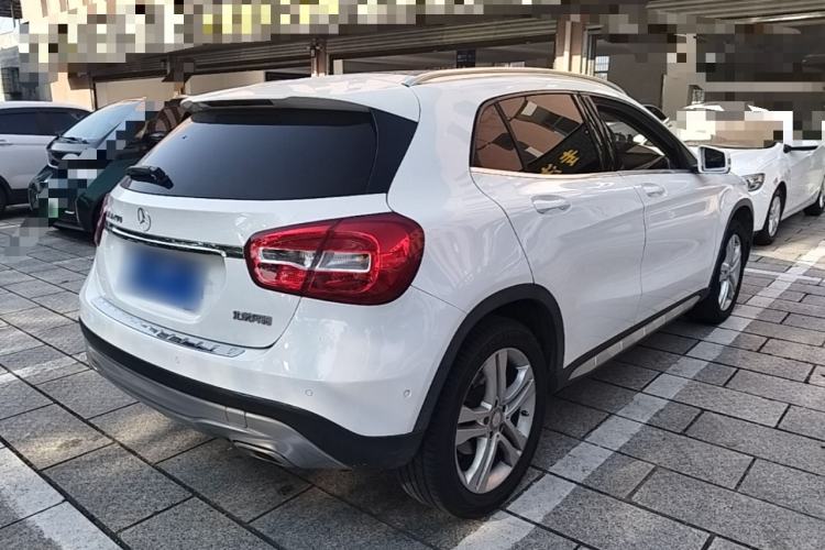Used Mercedes-Benz GLA 2016 GLA 200 Sport Edition Rear Right 45 Deg