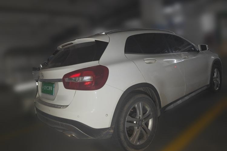 Used Mercedes-Benz GLA 2016 GLA 200 Sport Edition Rear Right 45 Deg