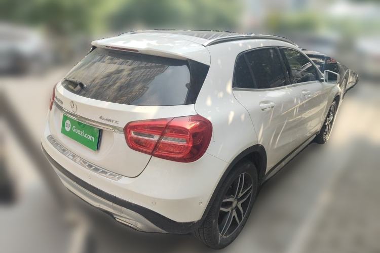 Used Mercedes-Benz GLA 2016 GLA 220 4MATIC Fashion Edition Rear Right 45 Deg
