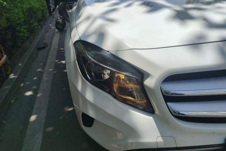 Used Mercedes-Benz GLA 2016 GLA 200 Sport Edition Right Front Headlight