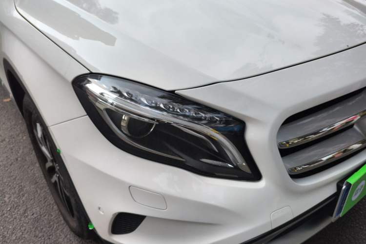 Used Mercedes-Benz GLA 2016 GLA 220 4MATIC Fashion Edition Right Front Headlight