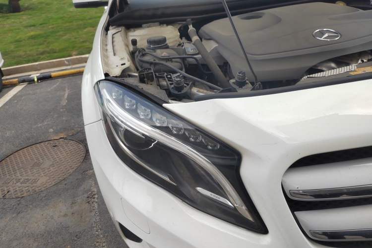 Used Mercedes-Benz GLA 2016 GLA 200 Fashion Model Right Front Headlight