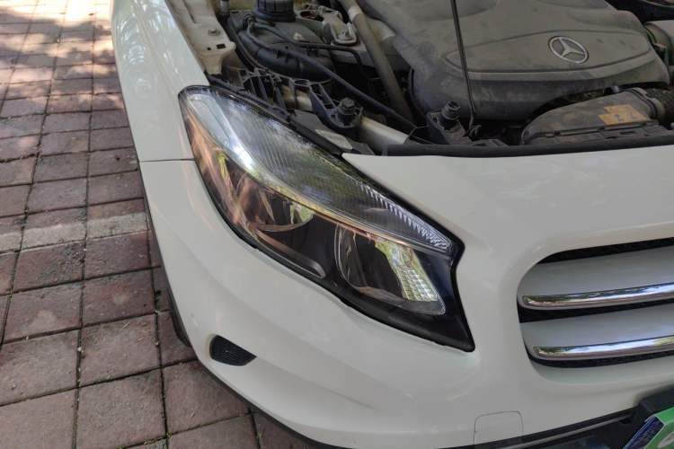 Used Mercedes-Benz GLA 2016 GLA 200 Sport Edition Right Front Headlight