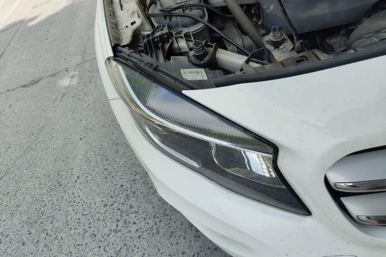 Used Mercedes-Benz GLA 2016 GLA 200 Sport Edition Right Front Headlight