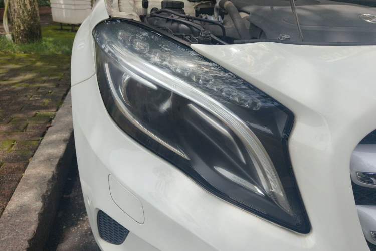 Used Mercedes-Benz GLA 2016 GLA 200 Fashion Model Right Front Headlight