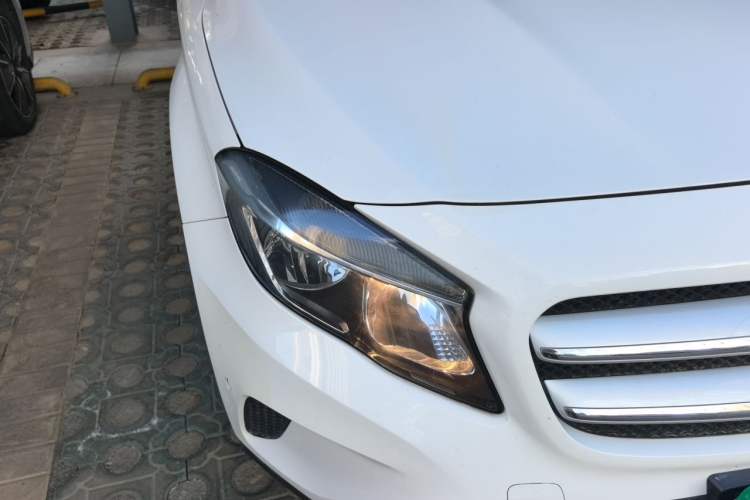 Used Mercedes-Benz GLA 2016 GLA 200 Sport Edition Right Front Headlight